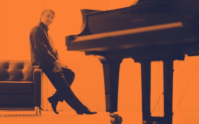 Master Class with Pianist Jean-Efflam Bavouzet